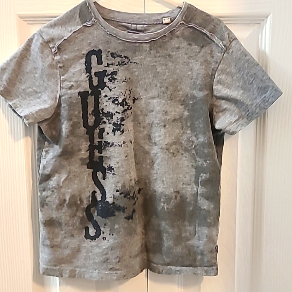 Guess Size 4T gray Tee shirt with black print.
